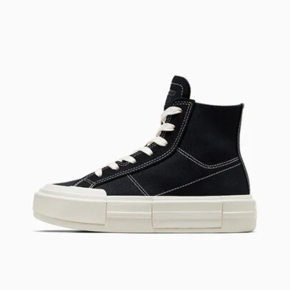 Converse ‘Cruise’ High Tops - Picture 8 of 12